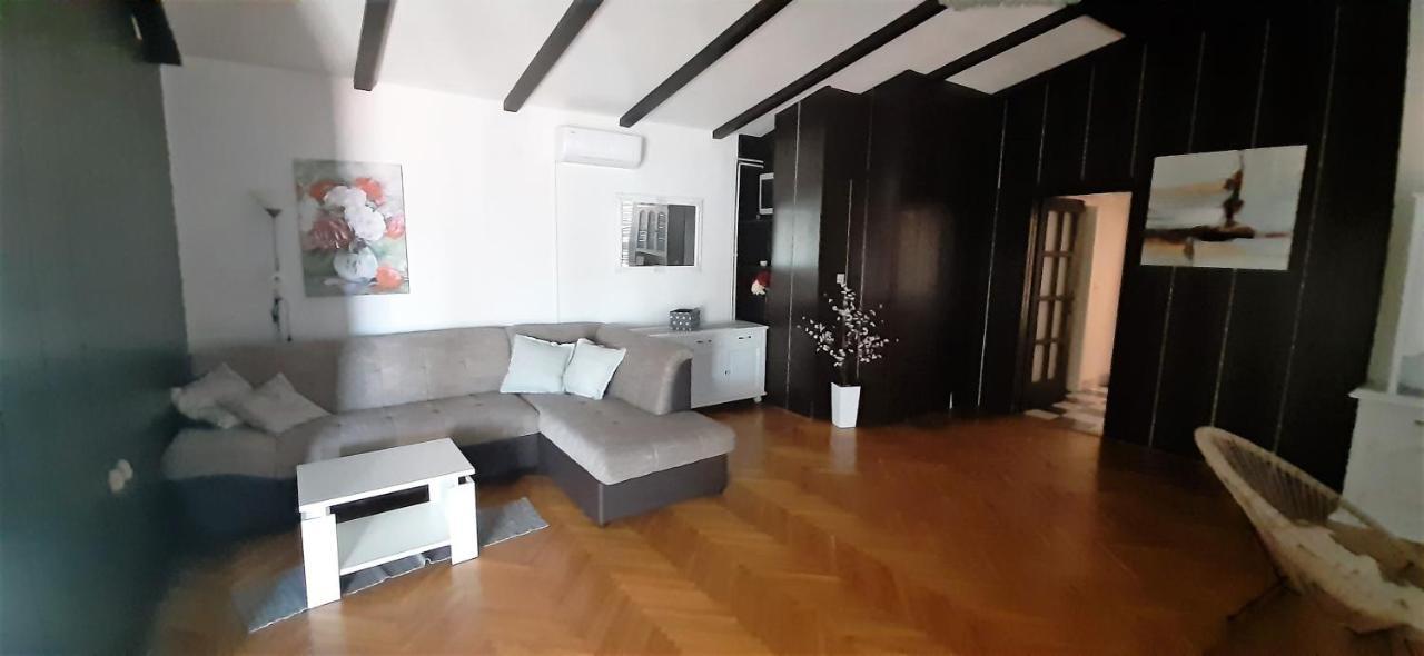 Apartment Petra Tribunj (Sibenik-Knin)